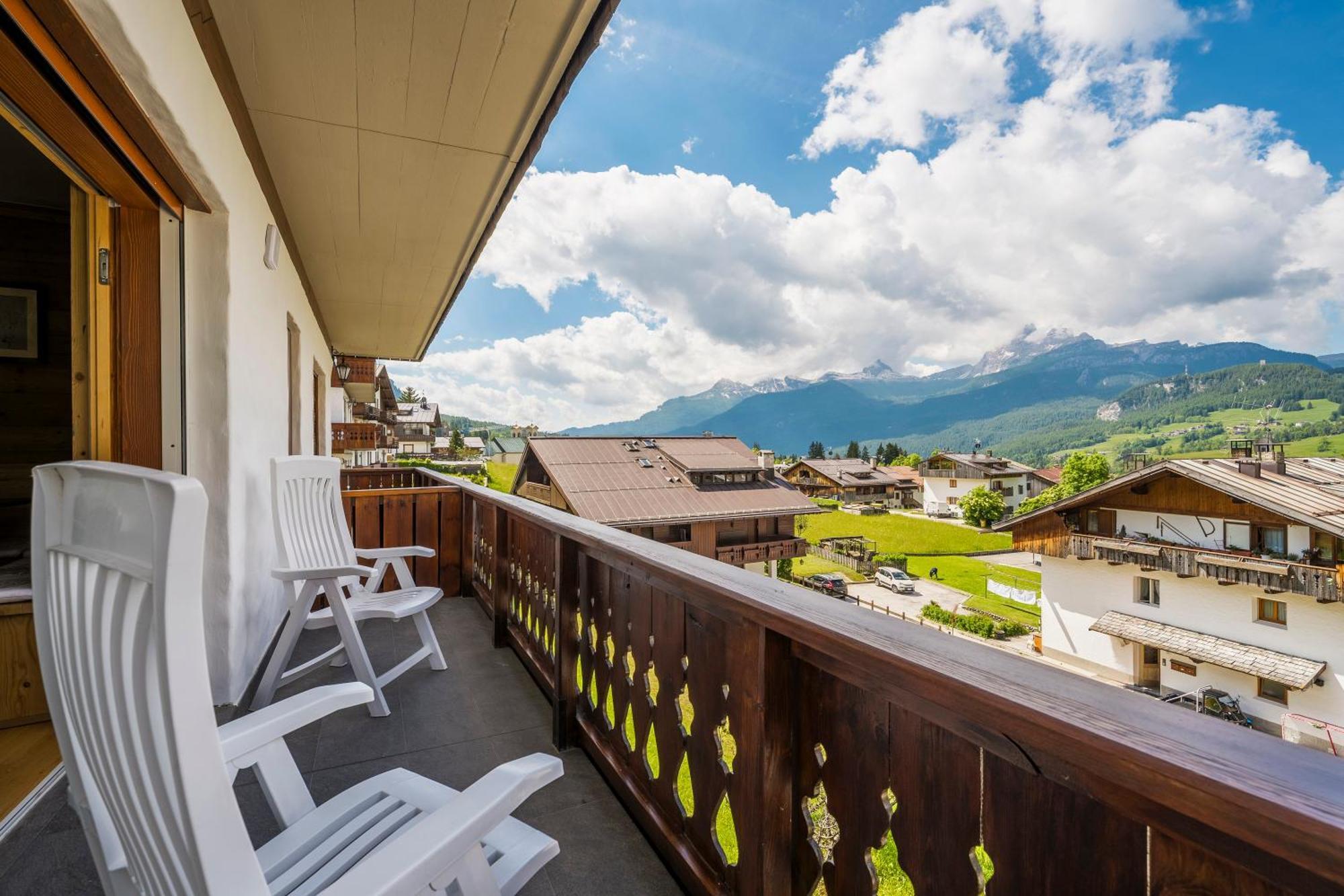 Chalet Belvedere - Dolomiti Skyline Cortina d'Ampezzo Ngoại thất bức ảnh